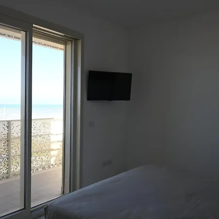 Se171 - Senigallia, Nuovo Trilocale Fronte Mare *