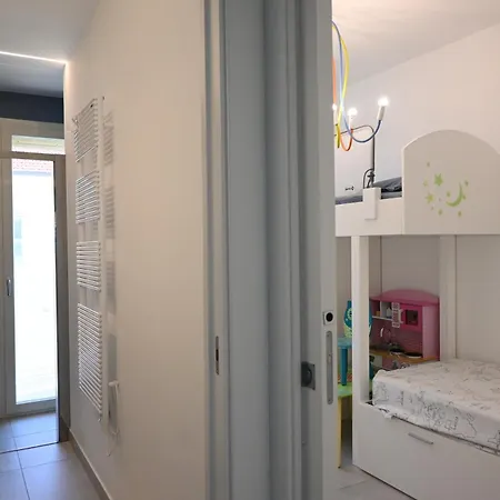 Se171 - Senigallia, Nuovo Trilocale Fronte Mare * סניגליה